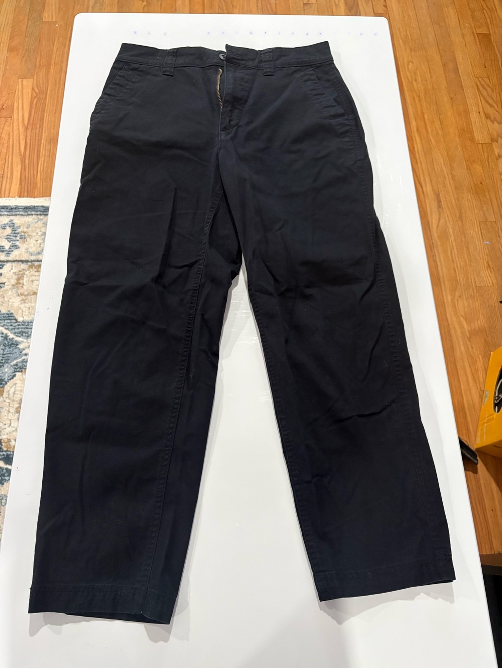 Old Navy Women’s Black Straight-Leg Chino Pants